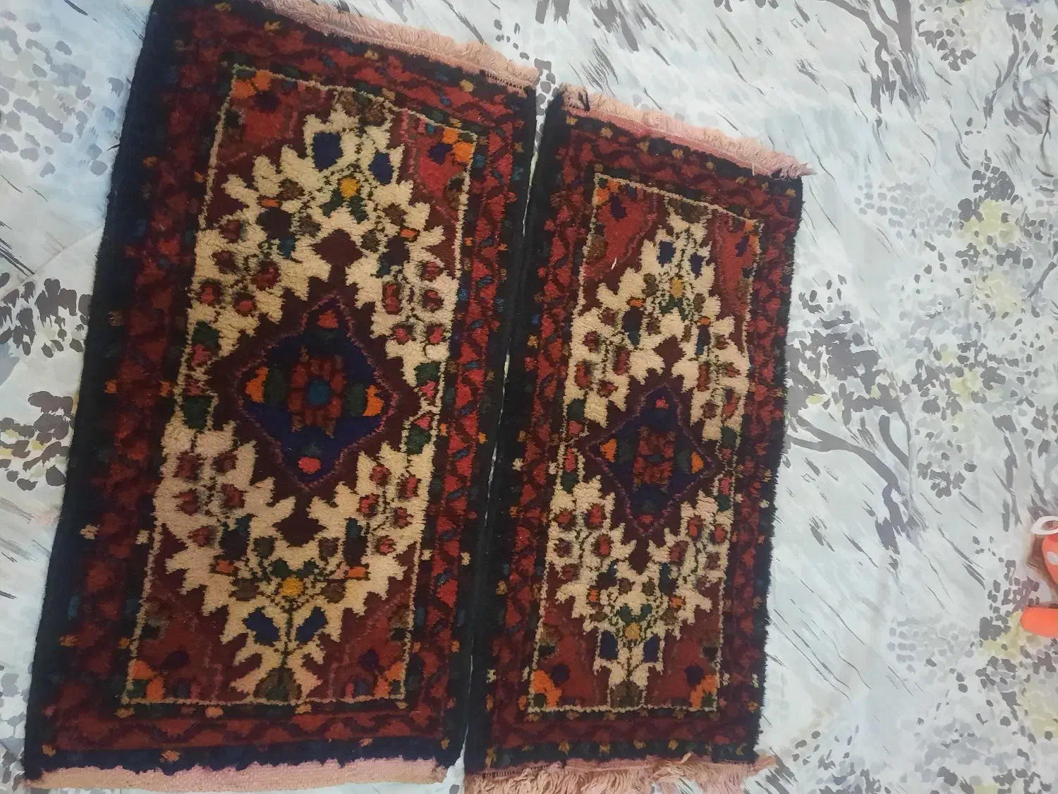 دو عدد فرش دستی  از پشم واقعی|فرش|پردیس, فاز ۸|دیوار