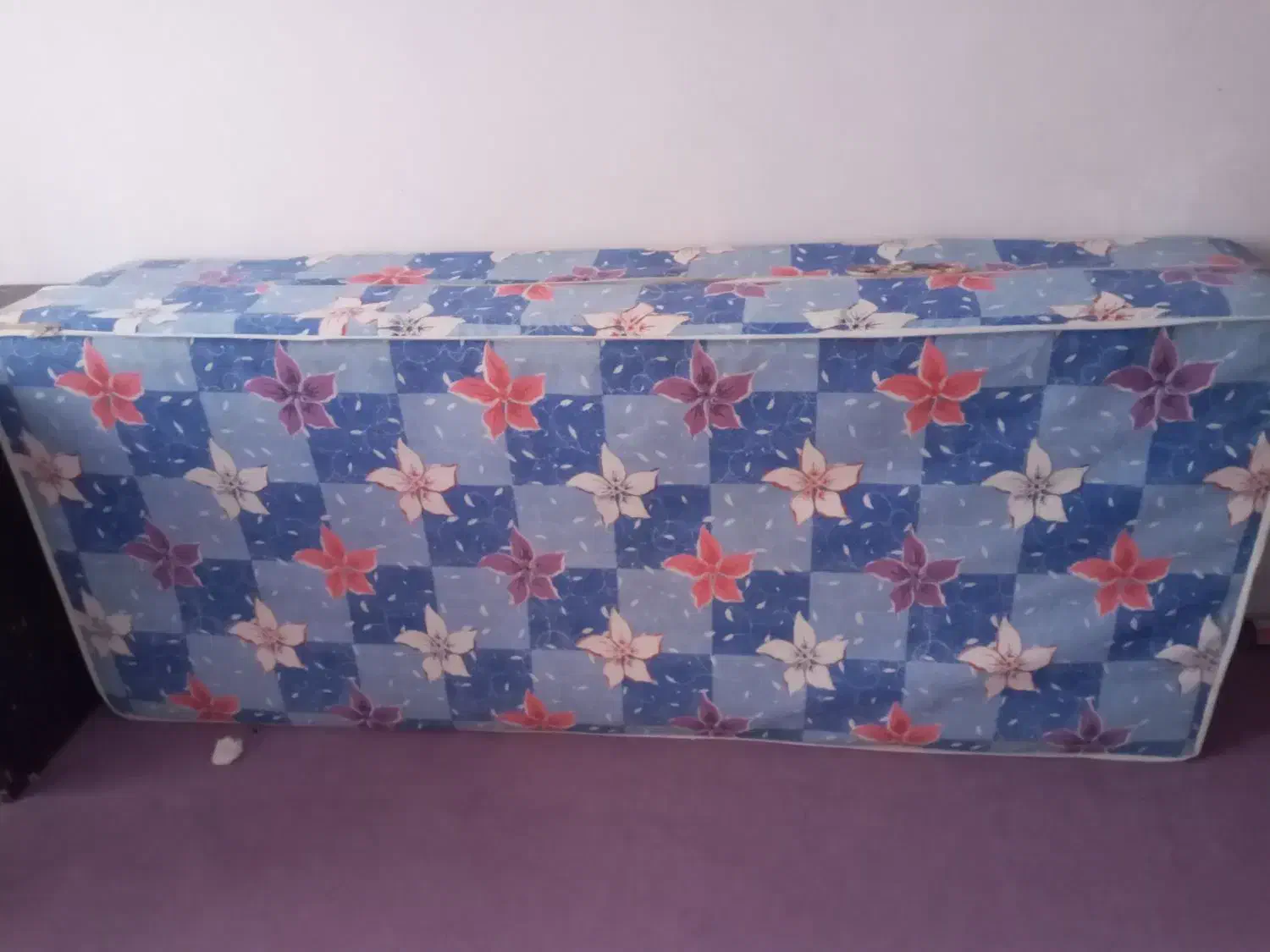 دوشکه|تشک تختخواب|مریوان, |دیوار