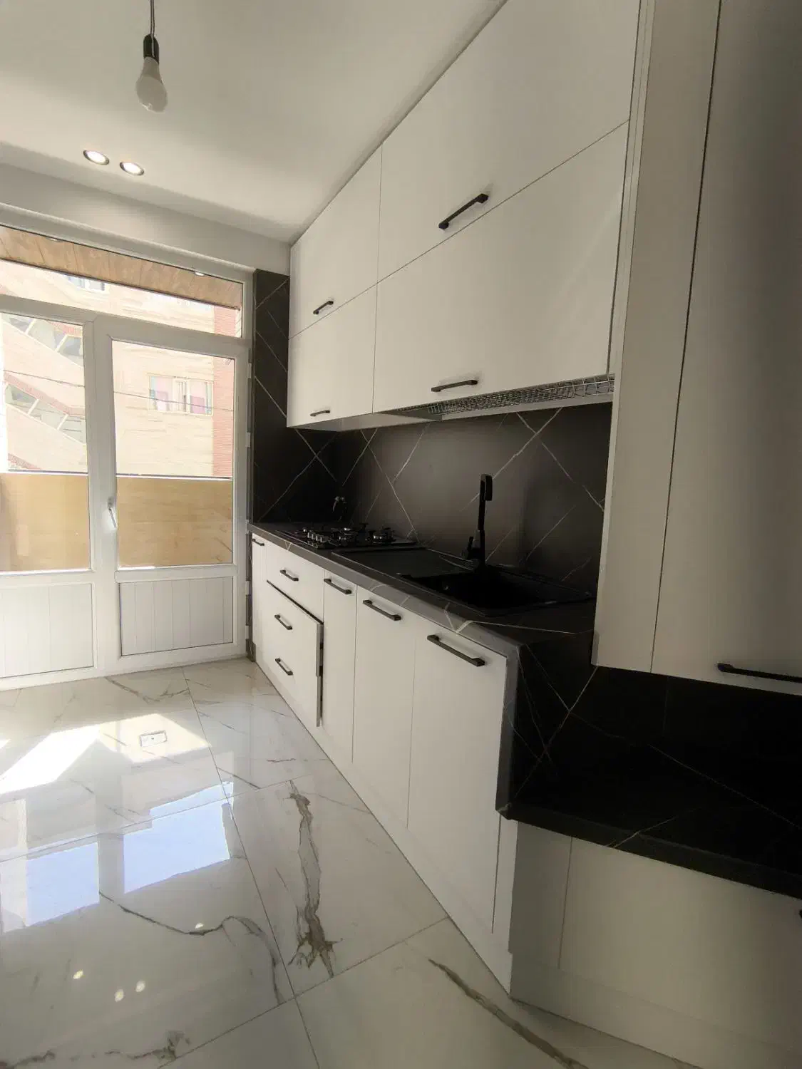 85متر/2خوابه/فول امکانات/خوش نقشه/برج رویال|فروش آپارتمان|تهران, استاد معین|دیوار