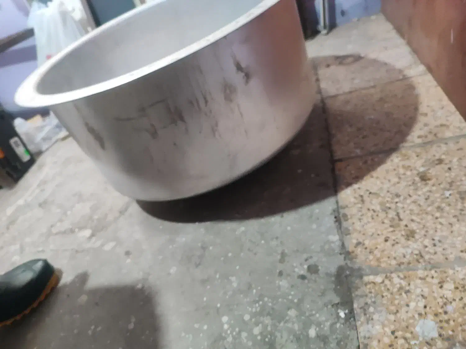 دیگ|ظروف پخت‌وپز|همدان, |دیوار