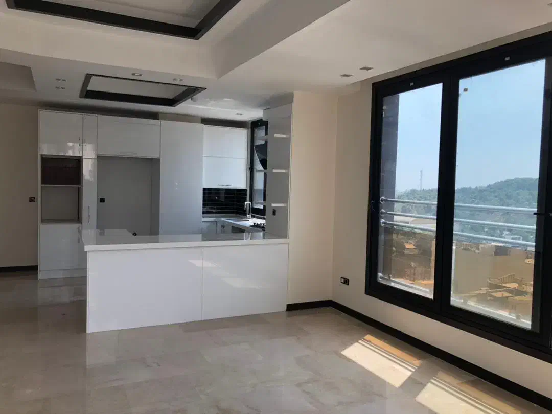 آپارتمان ۱۵۰ متری زعفرانیه طبقه بالا|فروش آپارتمان|تهران, زعفرانیه|دیوار