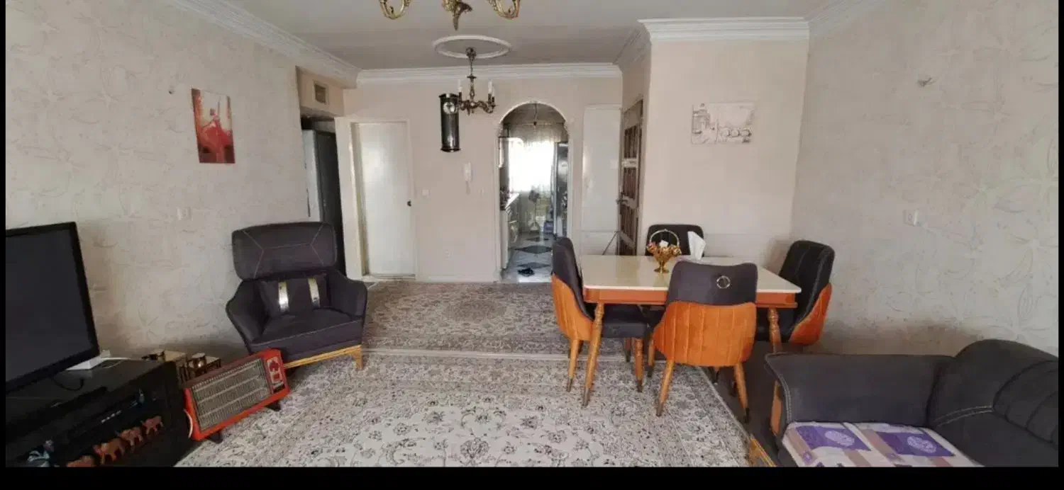 صادقیه بلوار گلاب صلاحی آپارتمان 95متری با2پارکینگ|فروش آپارتمان|تهران, چوب تراش|دیوار