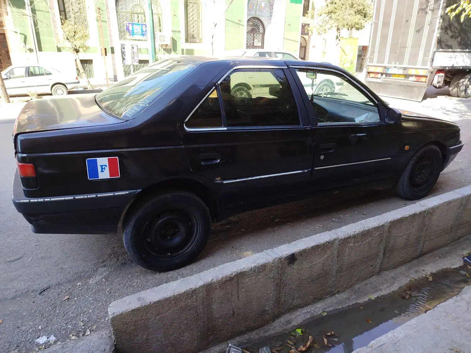 ۴۰۵ مدل۸۳|خودرو سواری و وانت|ایلام, |دیوار