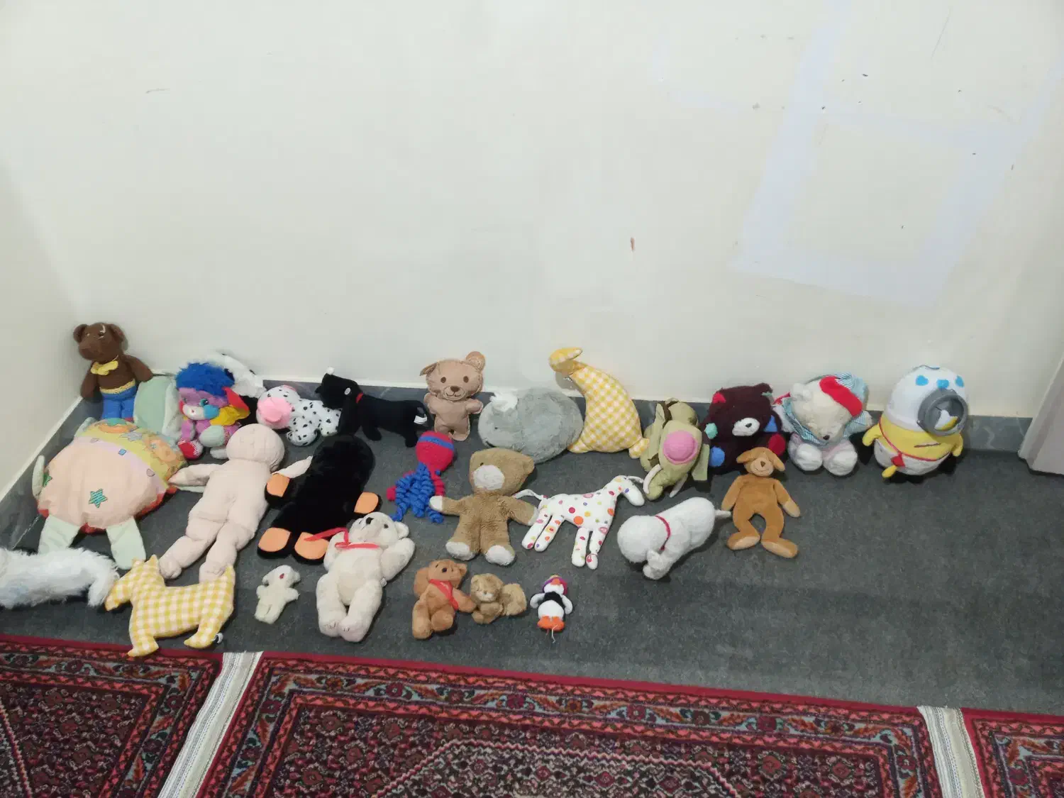 عروسک|اسباب‌بازی بچه|سنندج, |دیوار