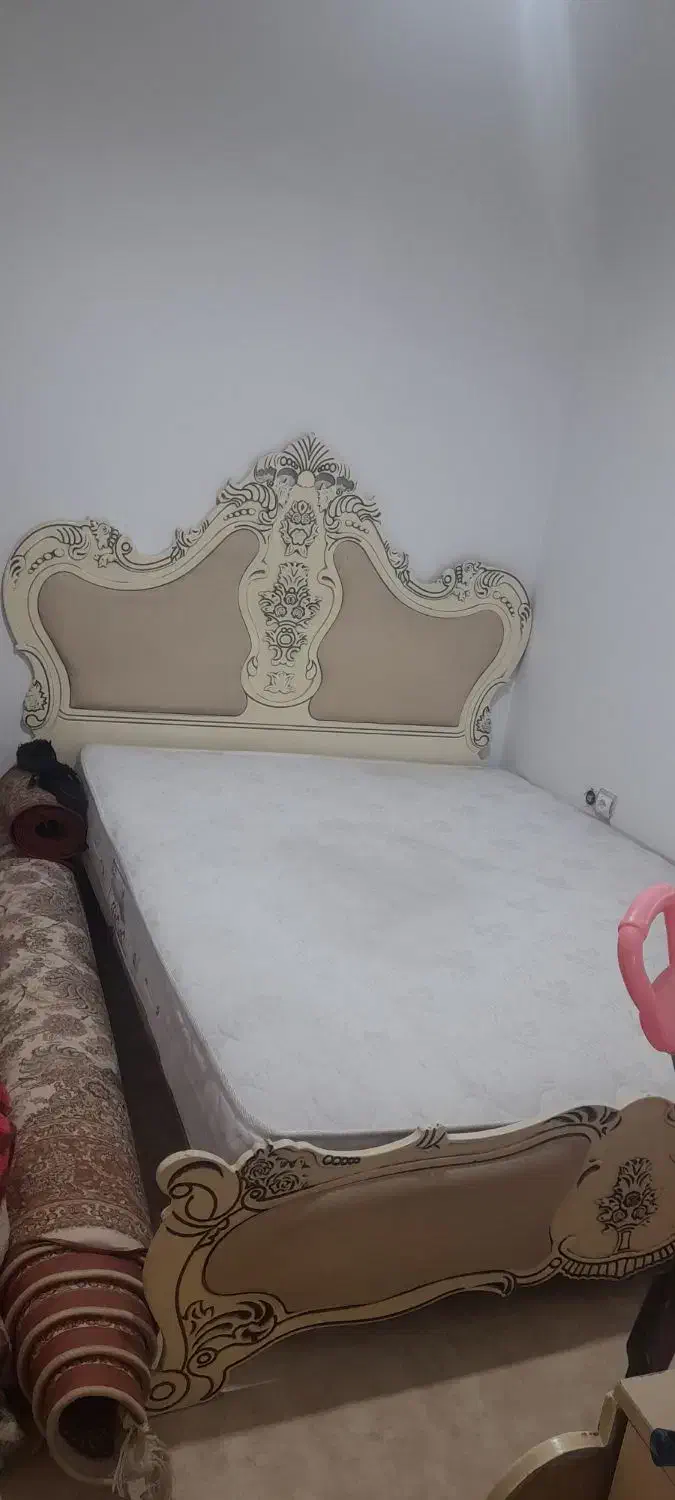 فروش سرویس خواب کرم۳میلیون|تخت و سرویس خواب|قرچک, شهرک طلائیه|دیوار