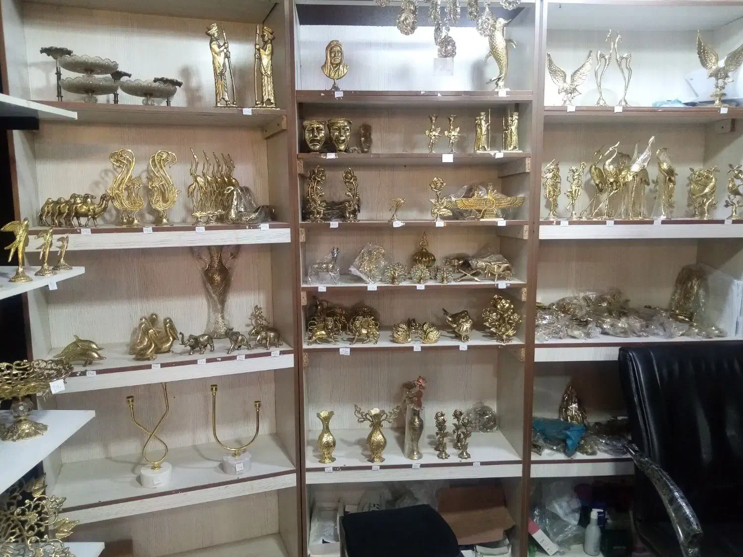 تزئینات برنزی تخفیف 10تا15درصد|صنایع دستی و سایر لوازم تزئینی|نظرآباد, رسالت|دیوار