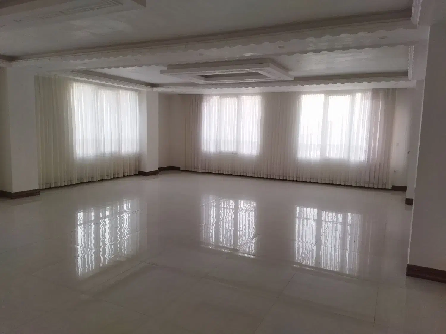 آپارتمان تک واحدی خیابان پارک|فروش آپارتمان|ملایر, |دیوار