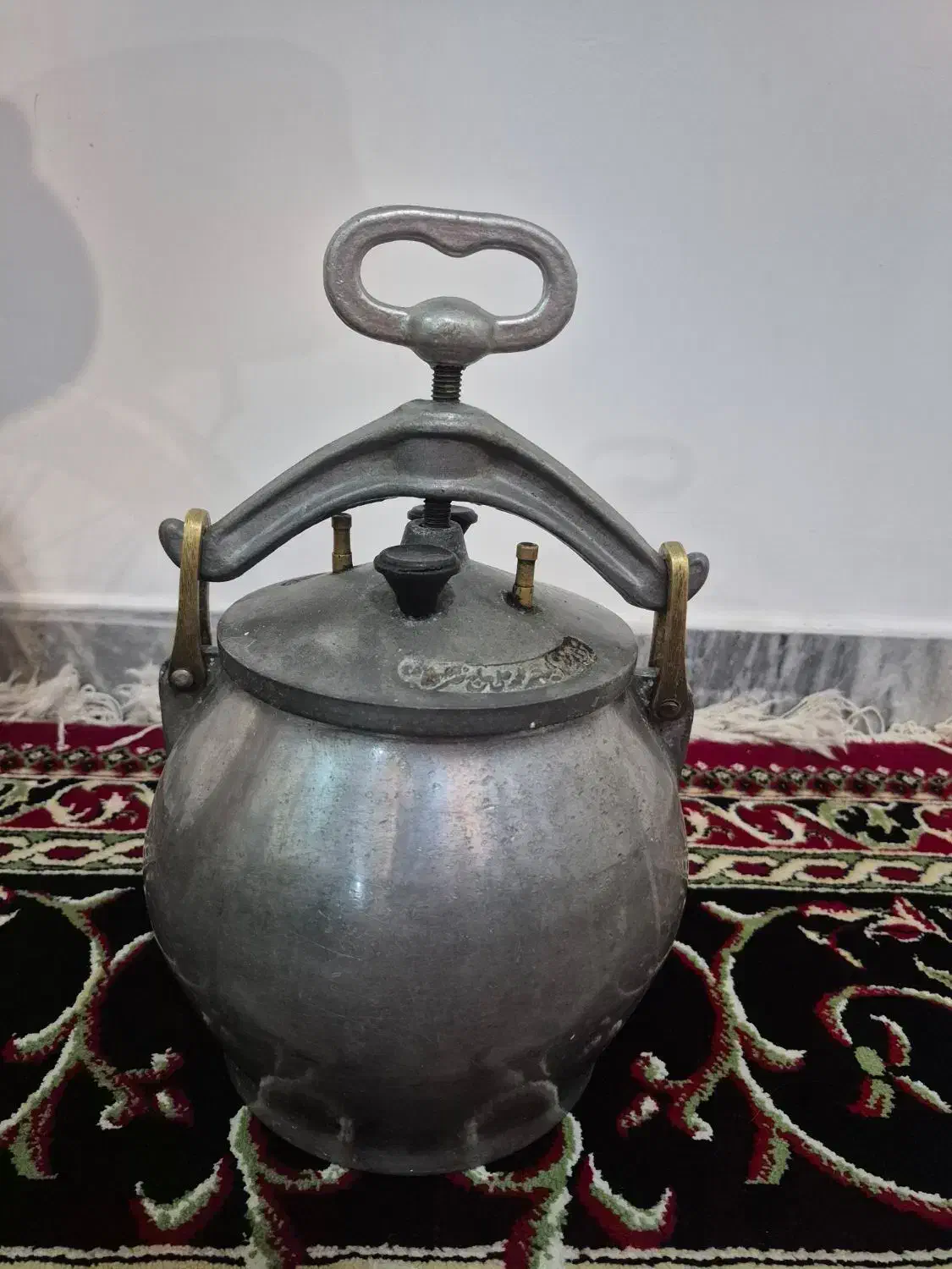 لوازم خانگی دوچرخه،دیگ، تلویزیون بخاری برقی|دوچرخه، اسکیت، اسکوتر|نهاوند, |دیوار