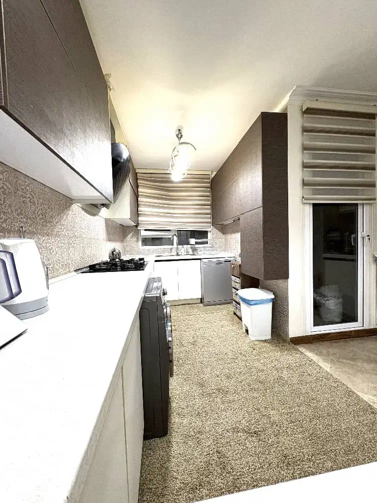 ۱۰۳ متر علی حسینی ۷ سال ساخت