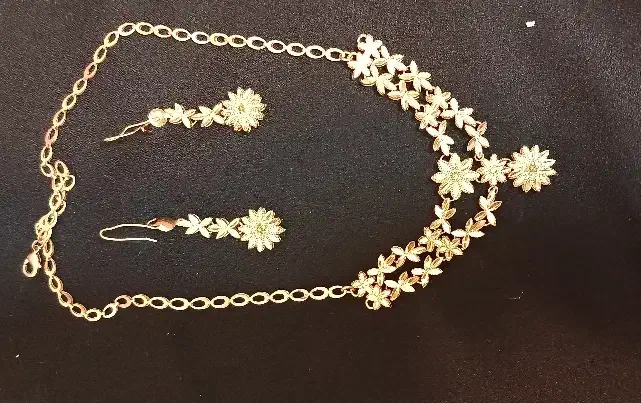 نیم ست زنانه|بدلیجات|اندیشه, اندیشه فاز ۳|دیوار