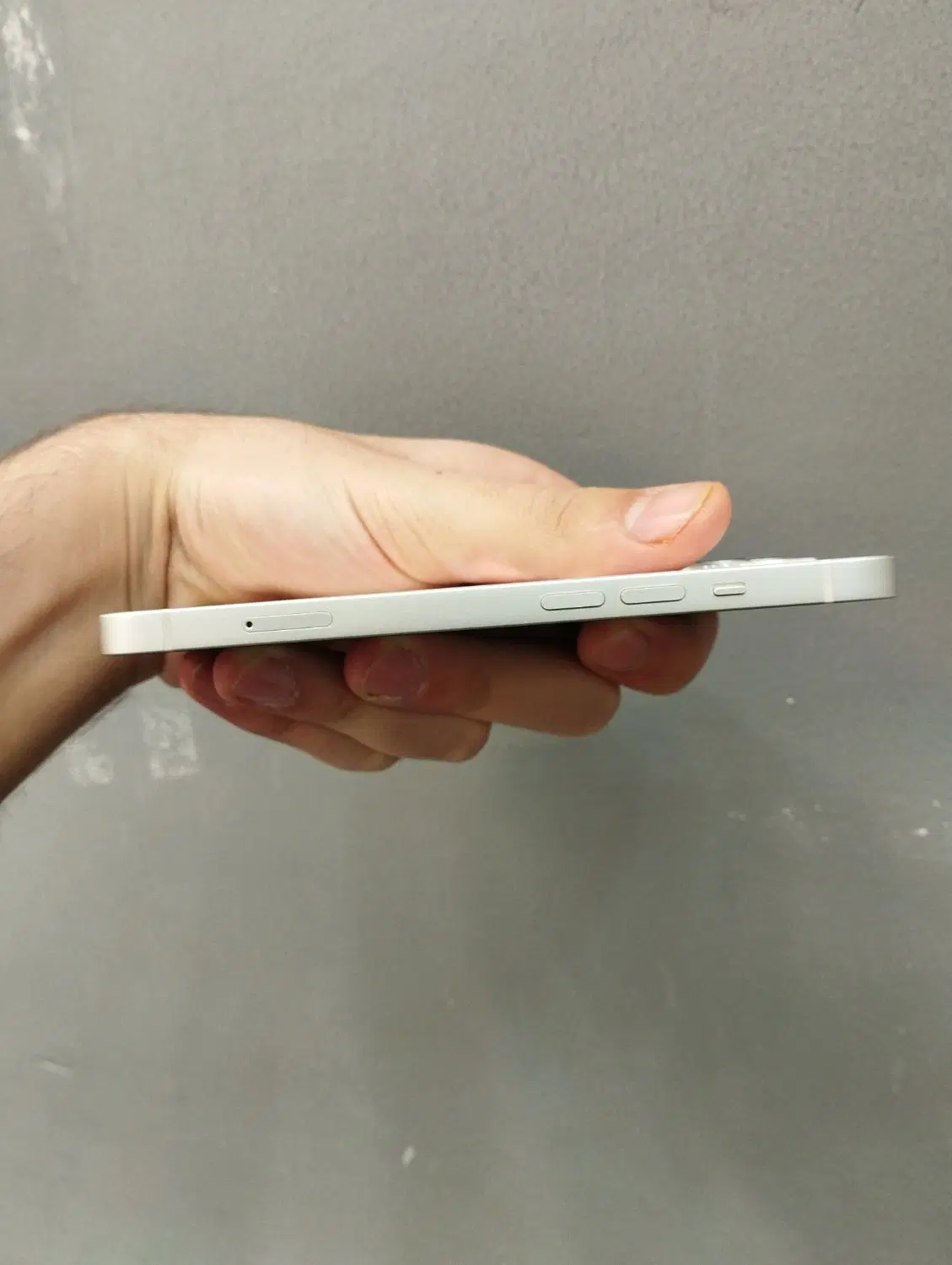 iphone 13 normal ch/128g. b79%|موبایل|تهران, صادقیه|دیوار
