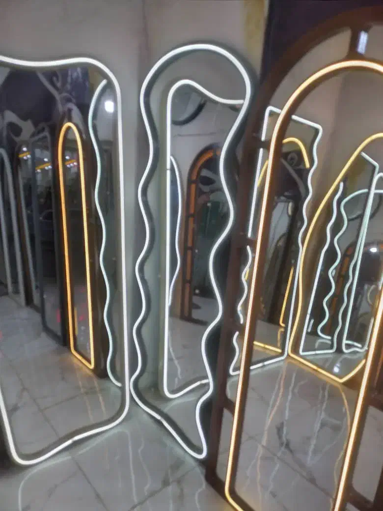 آینه قدی|آینه|همدان, |دیوار