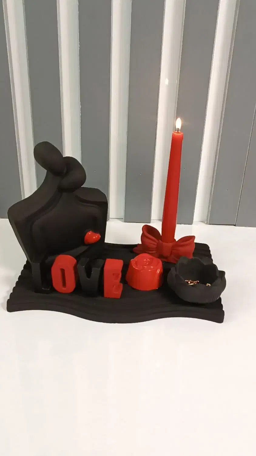 ولنتاین|مجسمه، تندیس، ماکت|قم, شهرک امام حسن|دیوار