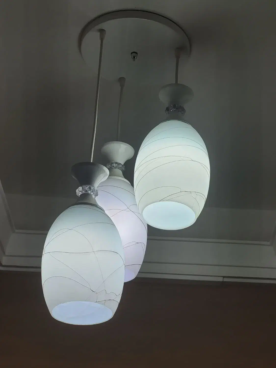 لوستر اشپزخانه ۳شعله|لوستر و چراغ آویز|گلستان (تهران), |دیوار