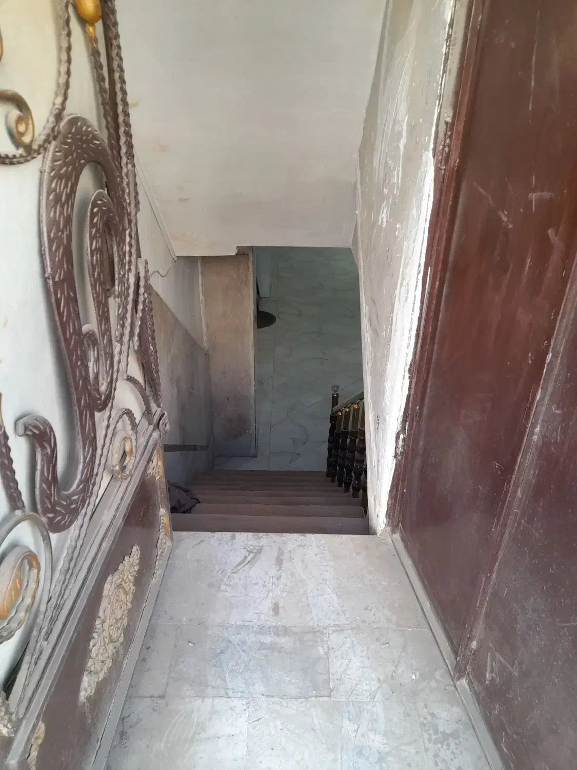 زیرزمین|اجارهٔ دفتر کار، اتاق اداری، مطب|بهارستان, |دیوار