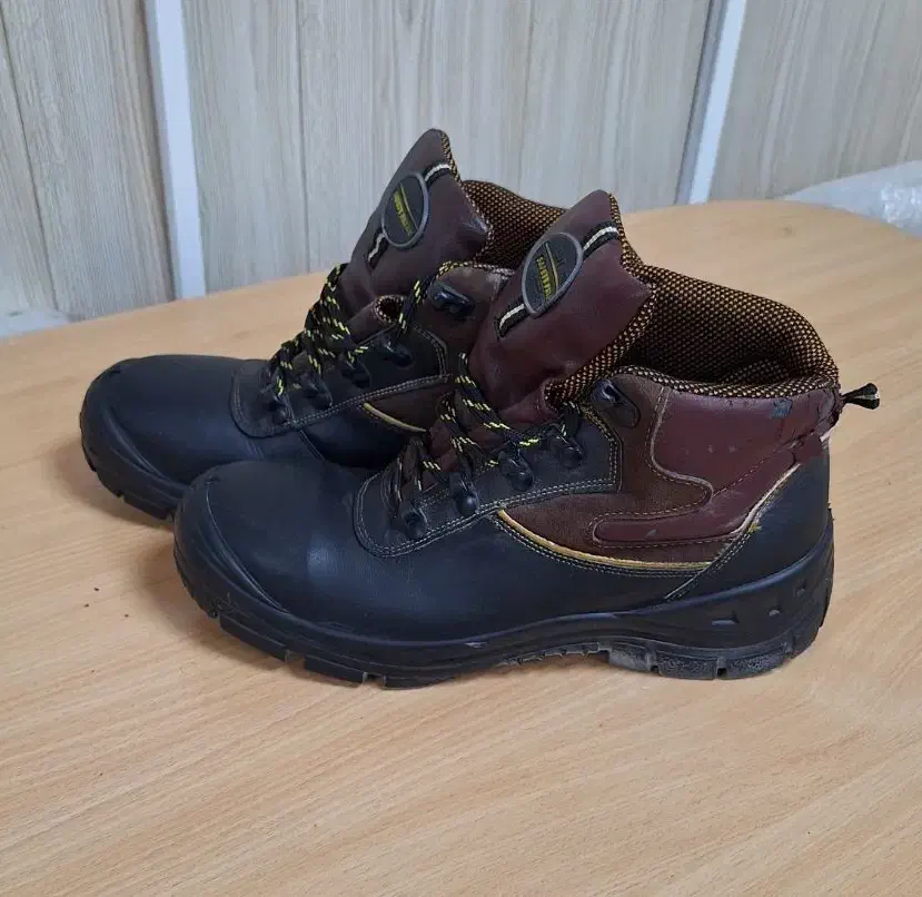 کفش ایمنی پاتن تبریز|کیف، کفش، کمربند|بوشهر, |دیوار