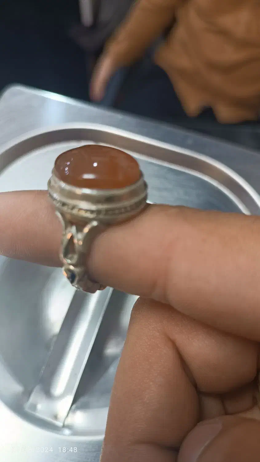 نقره شکسته|جواهرات|قم, باغ شازده|دیوار