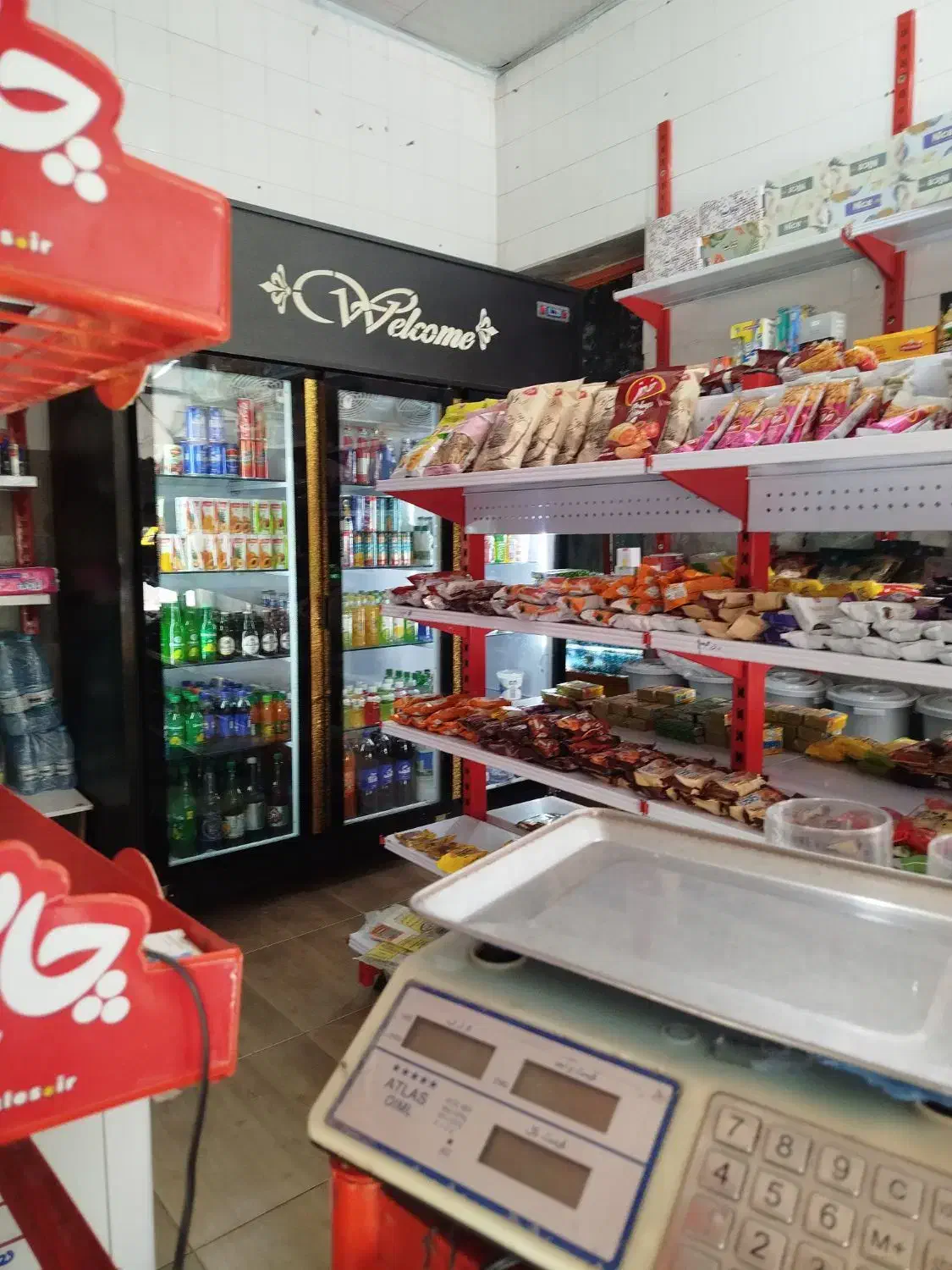 واگزاری سوپر مارکت با تمام وسایل|فروشگاه و مغازه|داراب, |دیوار