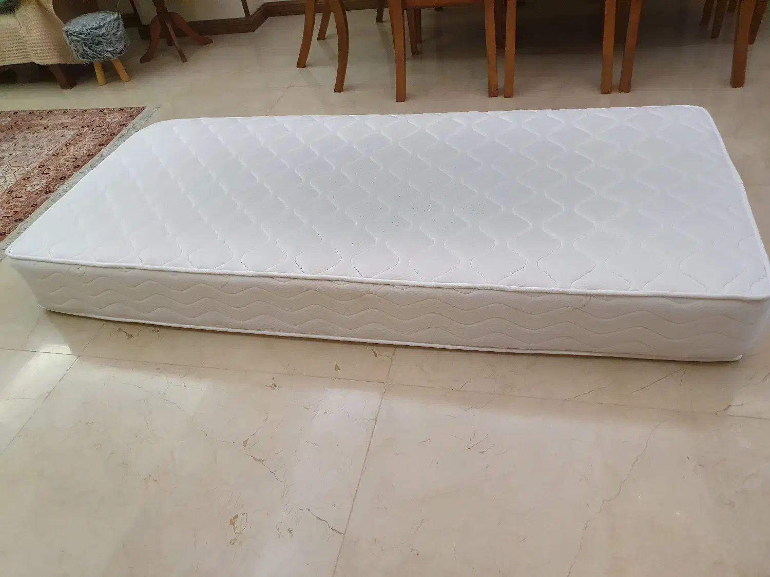 تشک|تشک تختخواب|تهران, هروی|دیوار