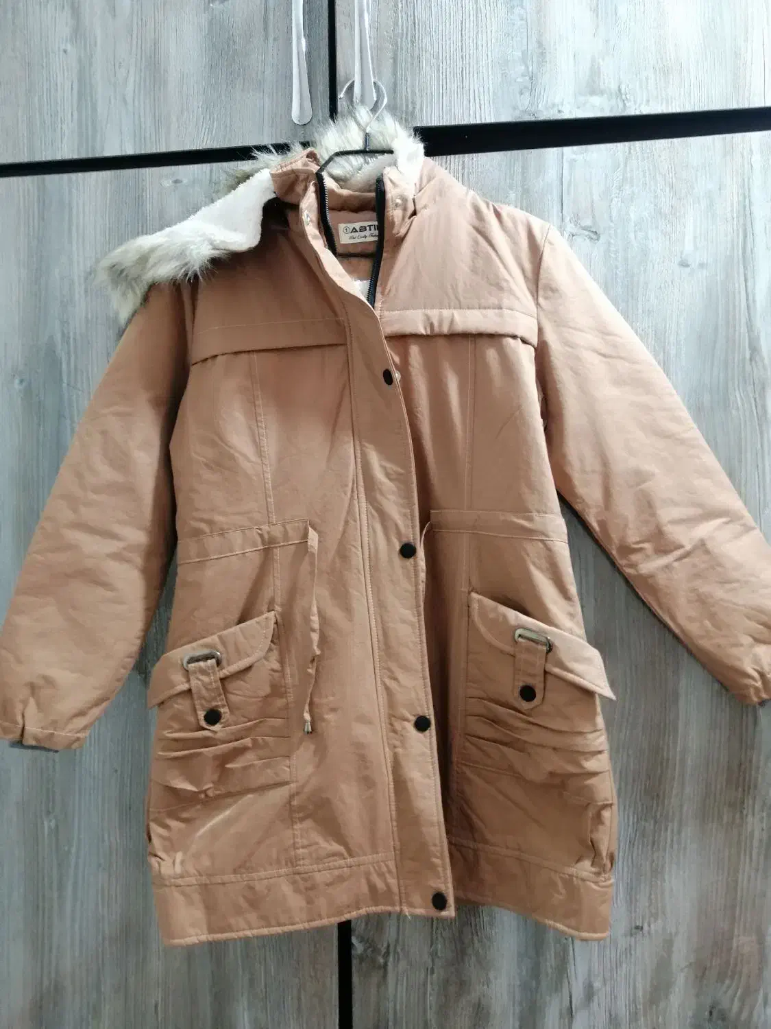 کاپشن|لباس|اهواز, شهرک برق|دیوار