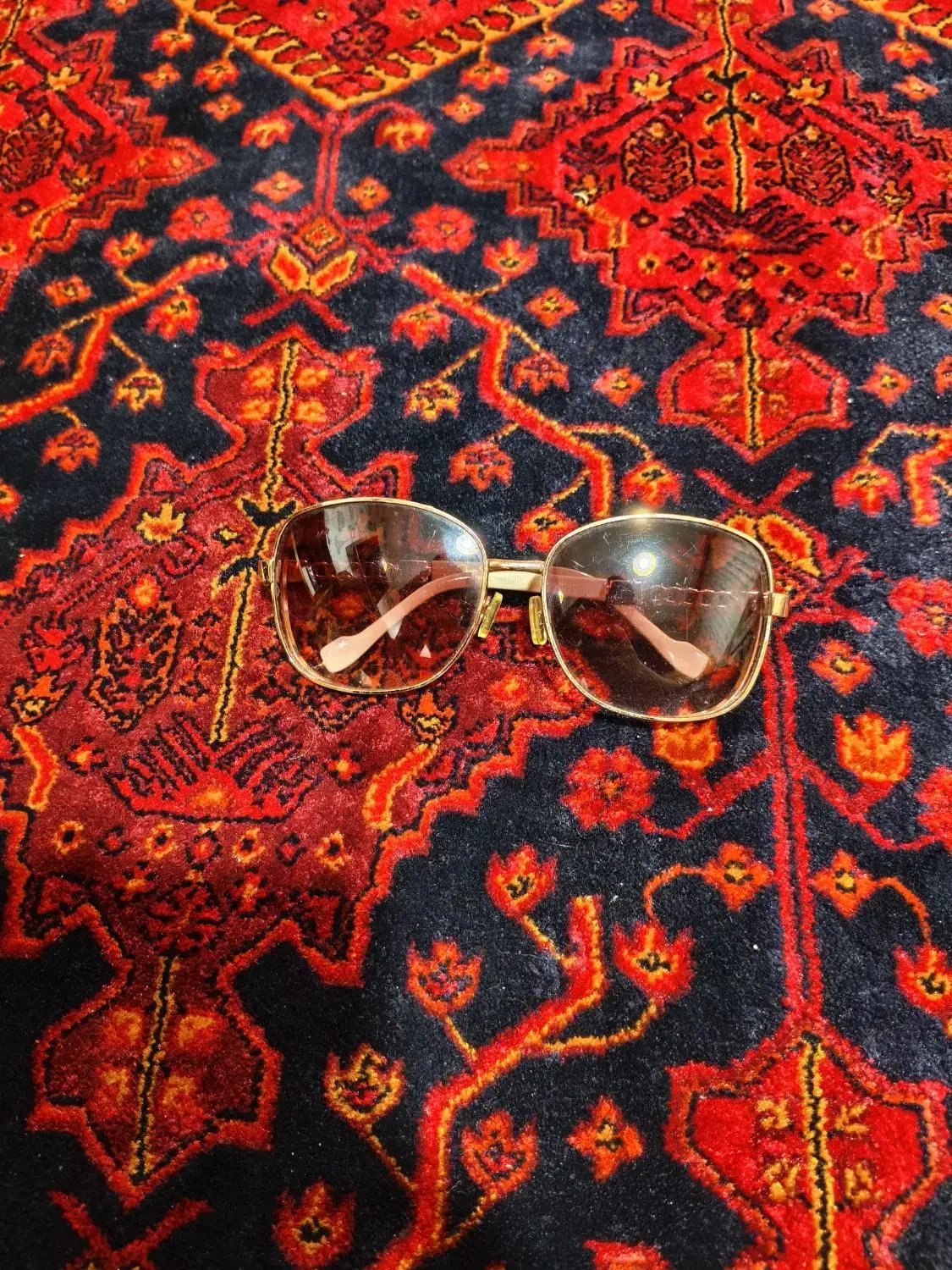 عینک زنانه|زیورآلات و اکسسوری|رشت, حسین آباد|دیوار