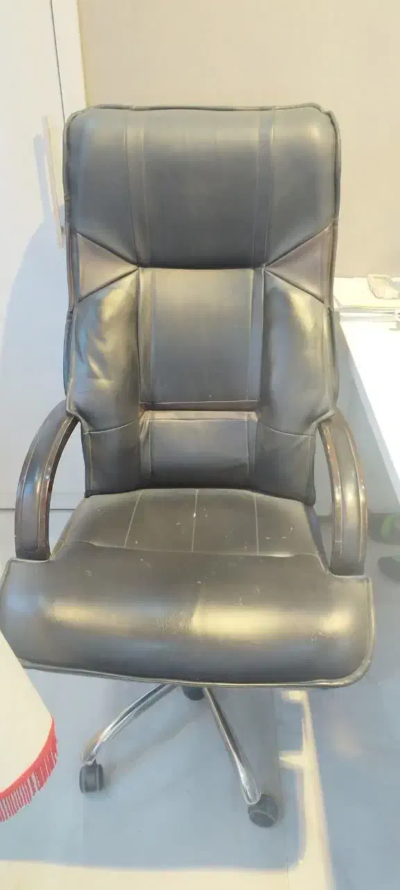 صندلی جک دار مناسب دفتر کار فروش فوری|مبلمان اداری|مشهد, هفده شهریور|دیوار