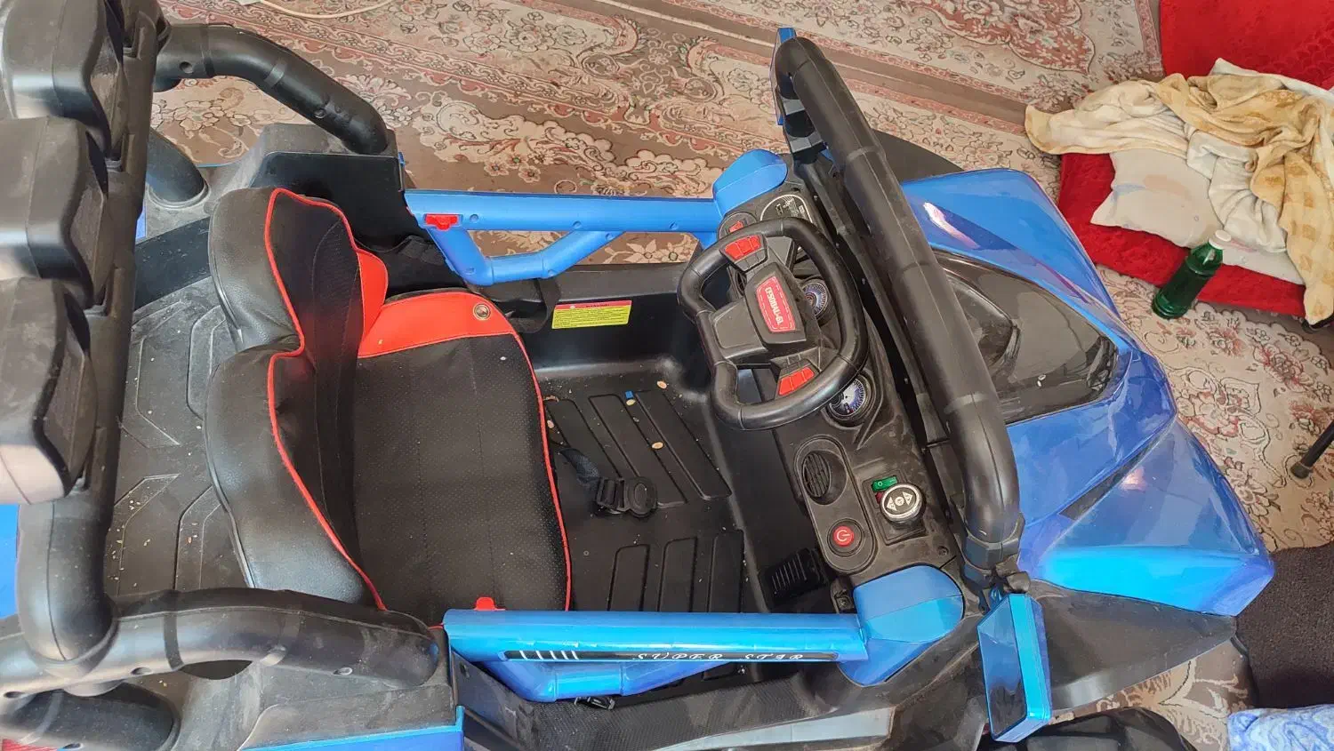 ماشین شارژی فول اپشن و نو میباشد|اسباببازی بچه|اردکان, |دیوار