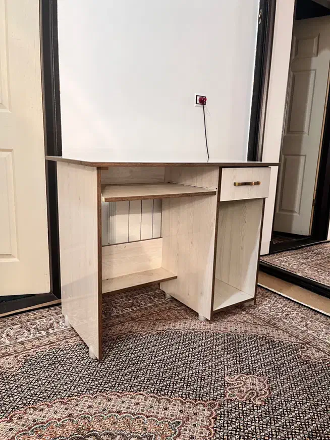 میز کامپیوتر|میز تحریر و کامپیوتر|سلماس, |دیوار