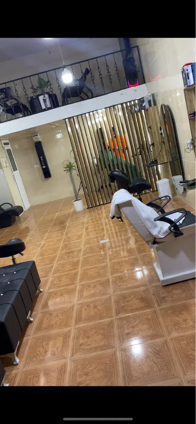 اجاره صندلی آرایشگاه مسکن|آرایشگاه و سالن‌های زیبایی|کرمانشاه, |دیوار