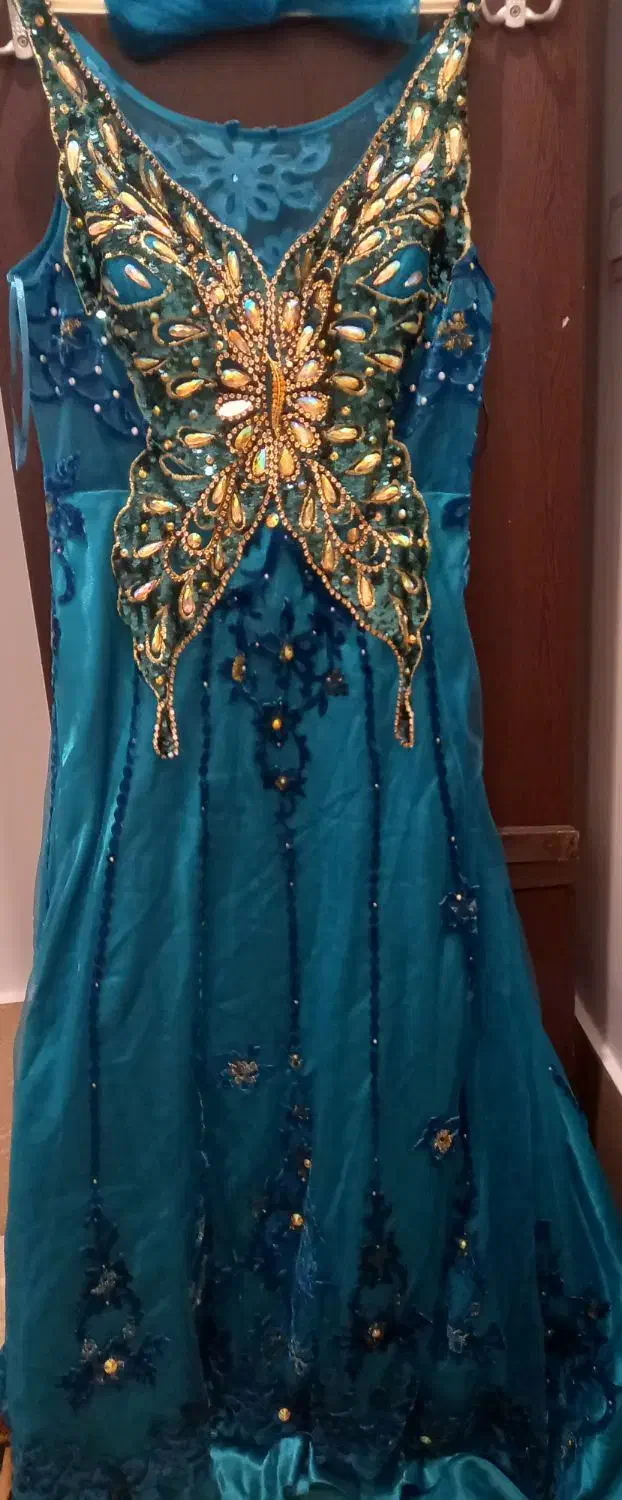 لباسی مجلسی زنانه|لباس|تهران, جوادیه تهرانپارس|دیوار