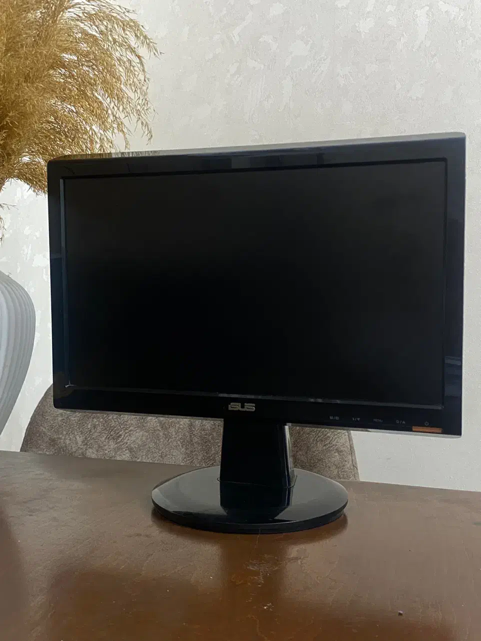 مانیتور ایسوس ۱۵.۶|قطعات و لوازم جانبی رایانه|تهران, حکیمیه|دیوار