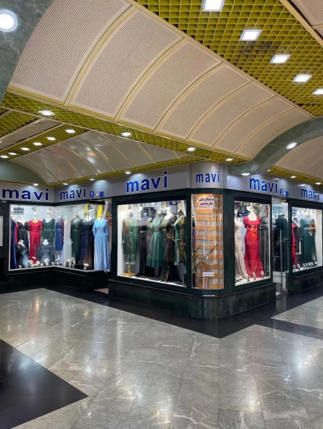 فروشنده خانم لباس مجلسی|استخدام بازاریابی و فروش|تهران, امام زاده حسن|دیوار