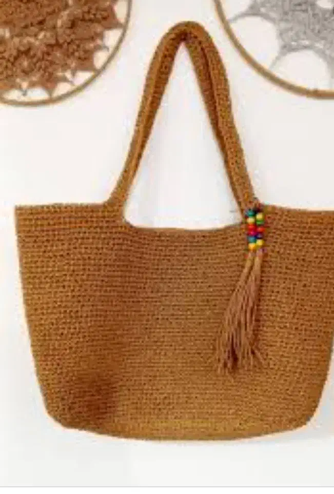 بافت انواع زنبیل حصیری با نخ رافیا|صنایع دستی و سایر لوازم تزئینی|قم, شهرک امام حسین|دیوار