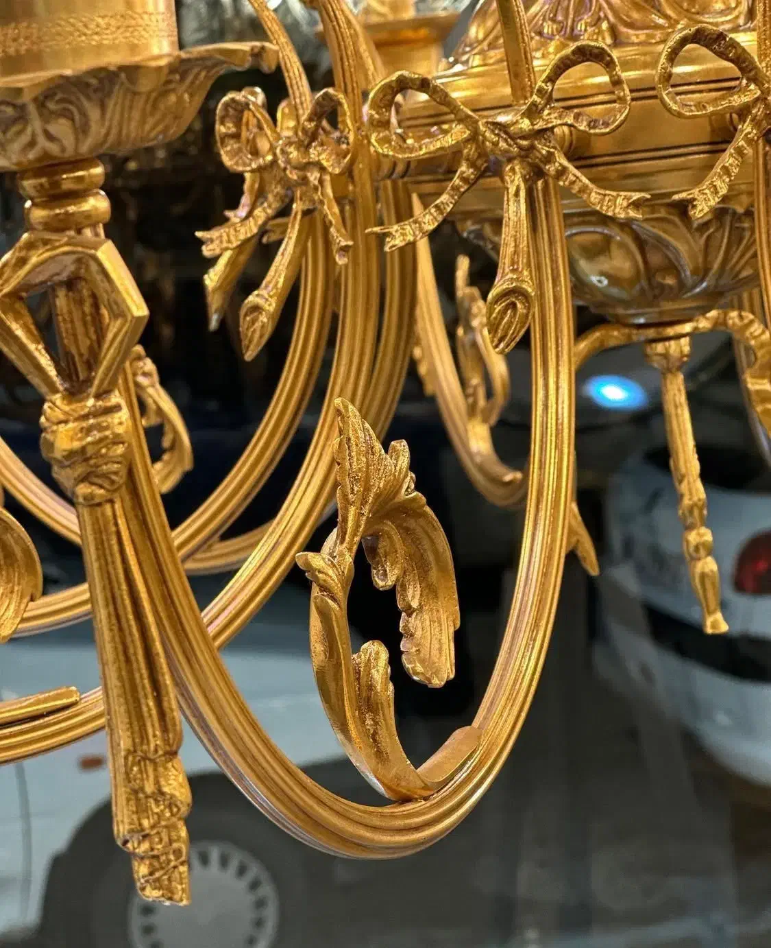 لوستر سلطنتی دوطبقه ۱۵ شاخه|لوستر و چراغ آویز|کرج, کوی کارمندان شمالی|دیوار