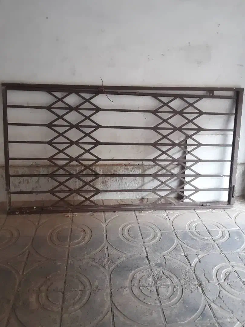 حفاظ درب آکاردئونی|مصالح و تجهیزات ساختمان|فردیس, فرامرزیه|دیوار