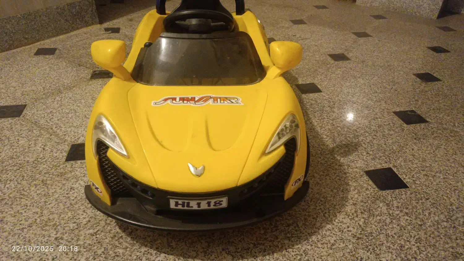 ماشین شارژی|اسباب و اثاث بچه|مرند, |دیوار