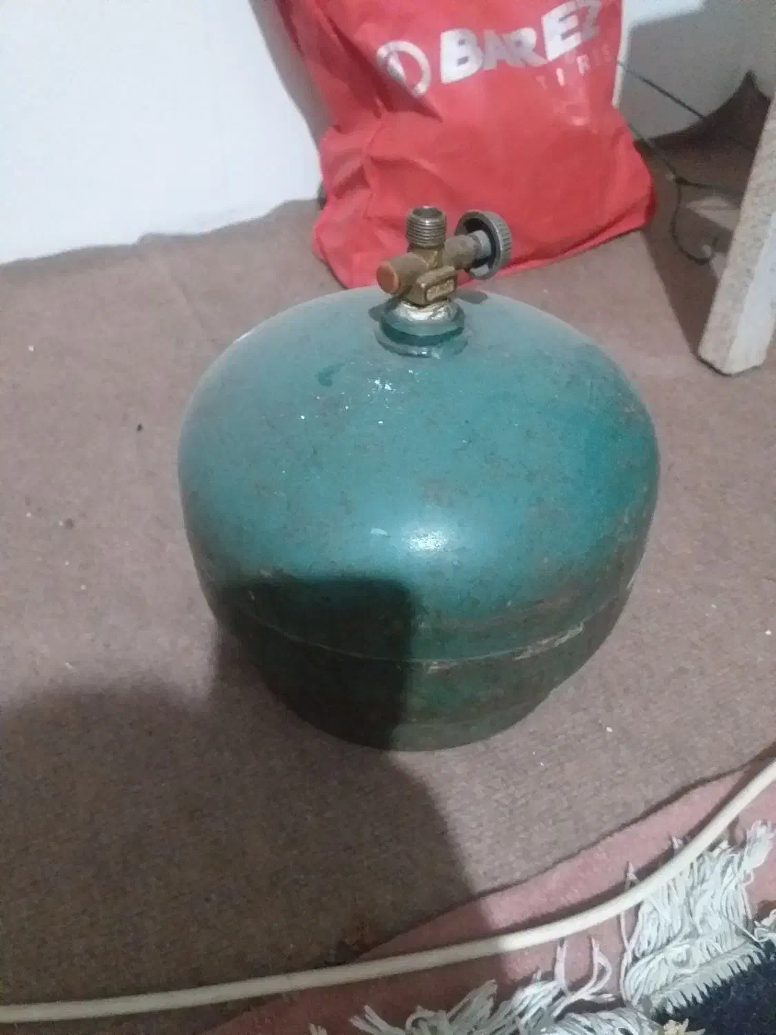 فروش گاز پیکنیک قدیمی ورق محکم کلفت قیمت ۱۰۰۰۰۰۰|اجاق گاز و لوازم برقی پختوپز|ارومیه, |دیوار