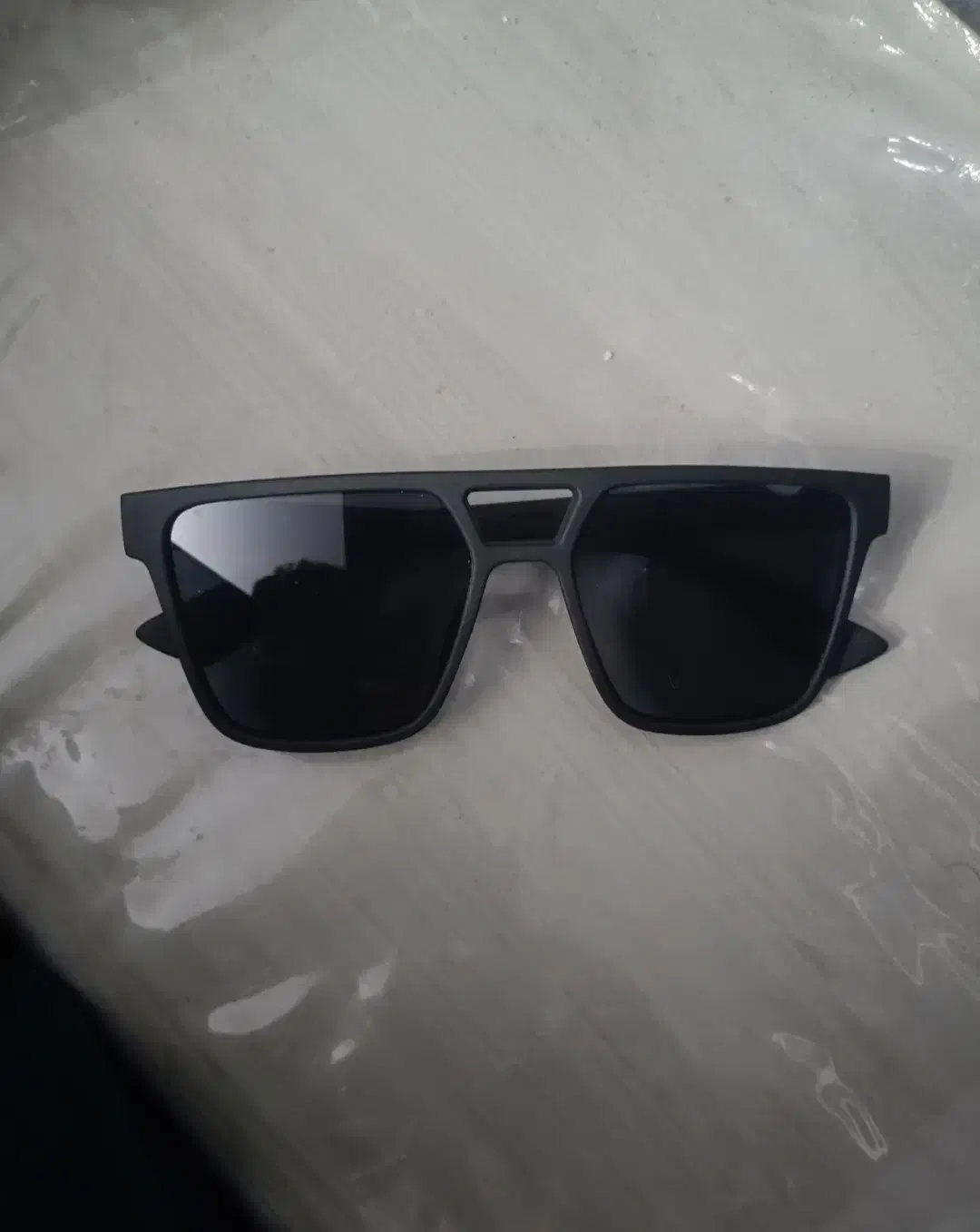 عینک و دستبند|زیورآلات و اکسسوری|اراک, |دیوار