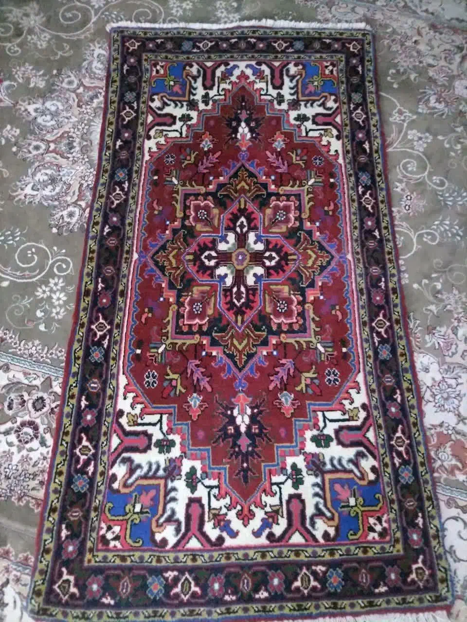 فرش دستباف تبریز|فرش|یزد, |دیوار