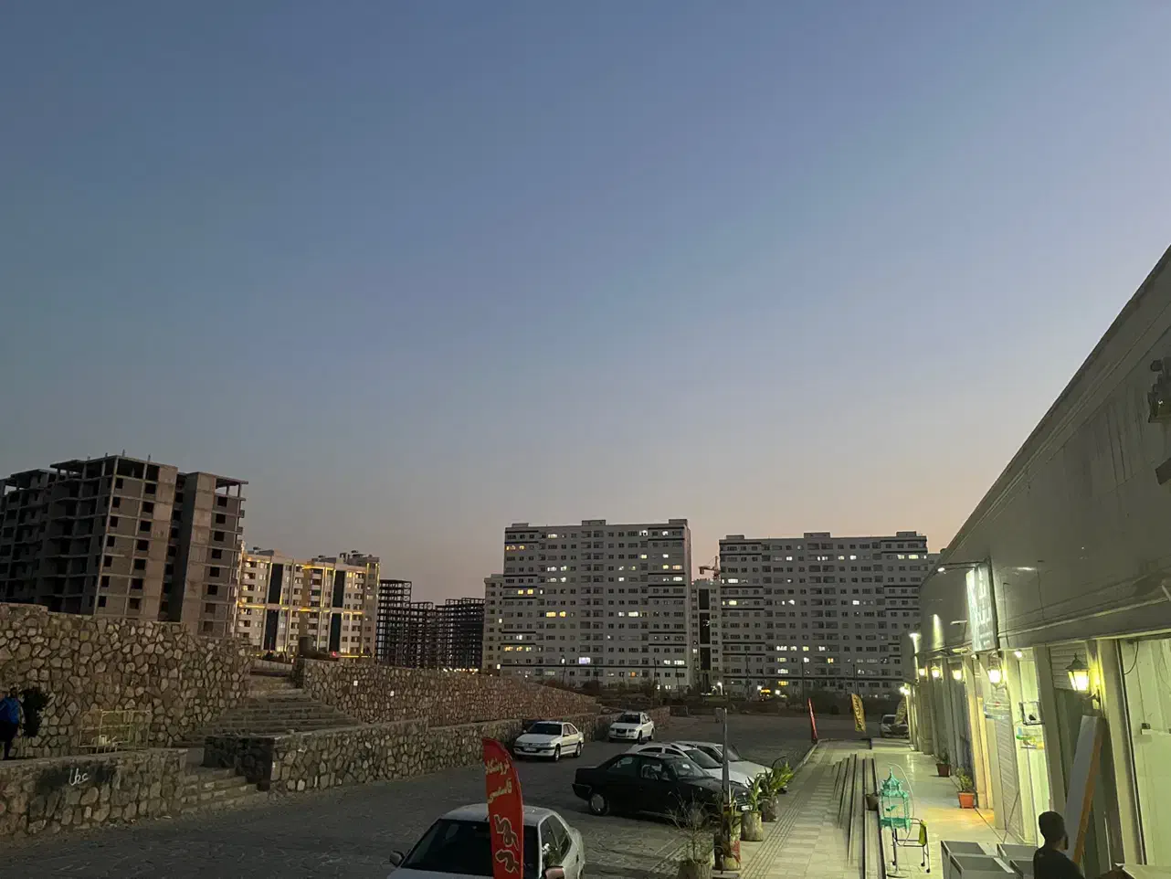 فروش،رهن و اجاره مغازه تجاری فاز ۴/ موقعیت عالی|فروش مغازه و غرفه|هشتگرد, شهرک گلها|دیوار