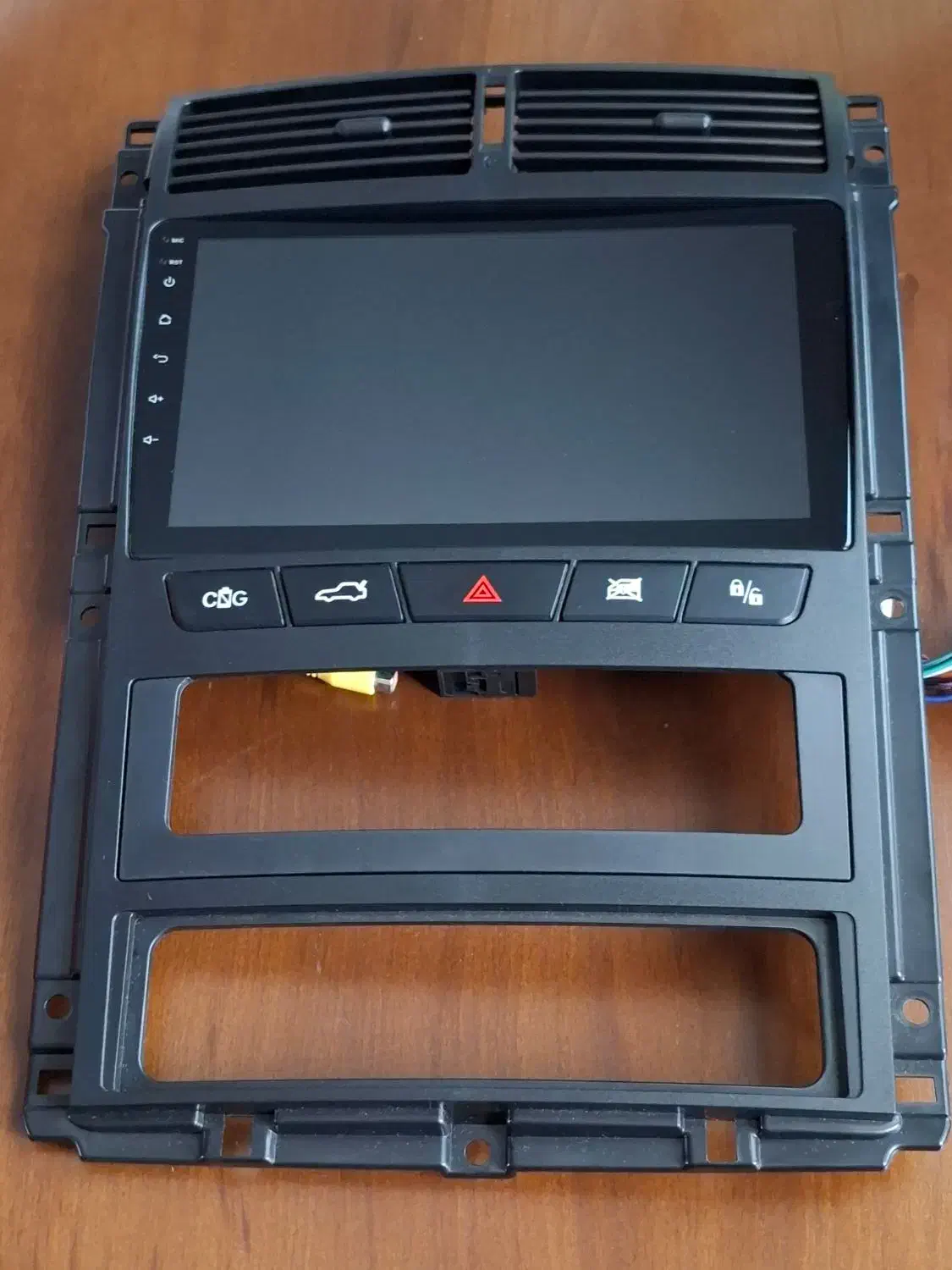 مانیتور اندرویدی به همراه قاب پژو پارس|قطعات یدکی و لوازم جانبی|رشت, سیا اسطلخ|دیوار