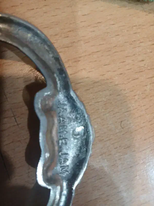 یک عدد سینی قدیمی|کلکسیون اشیاء عتیقه|تهران, نیروی هوایی (پیروزی)|دیوار