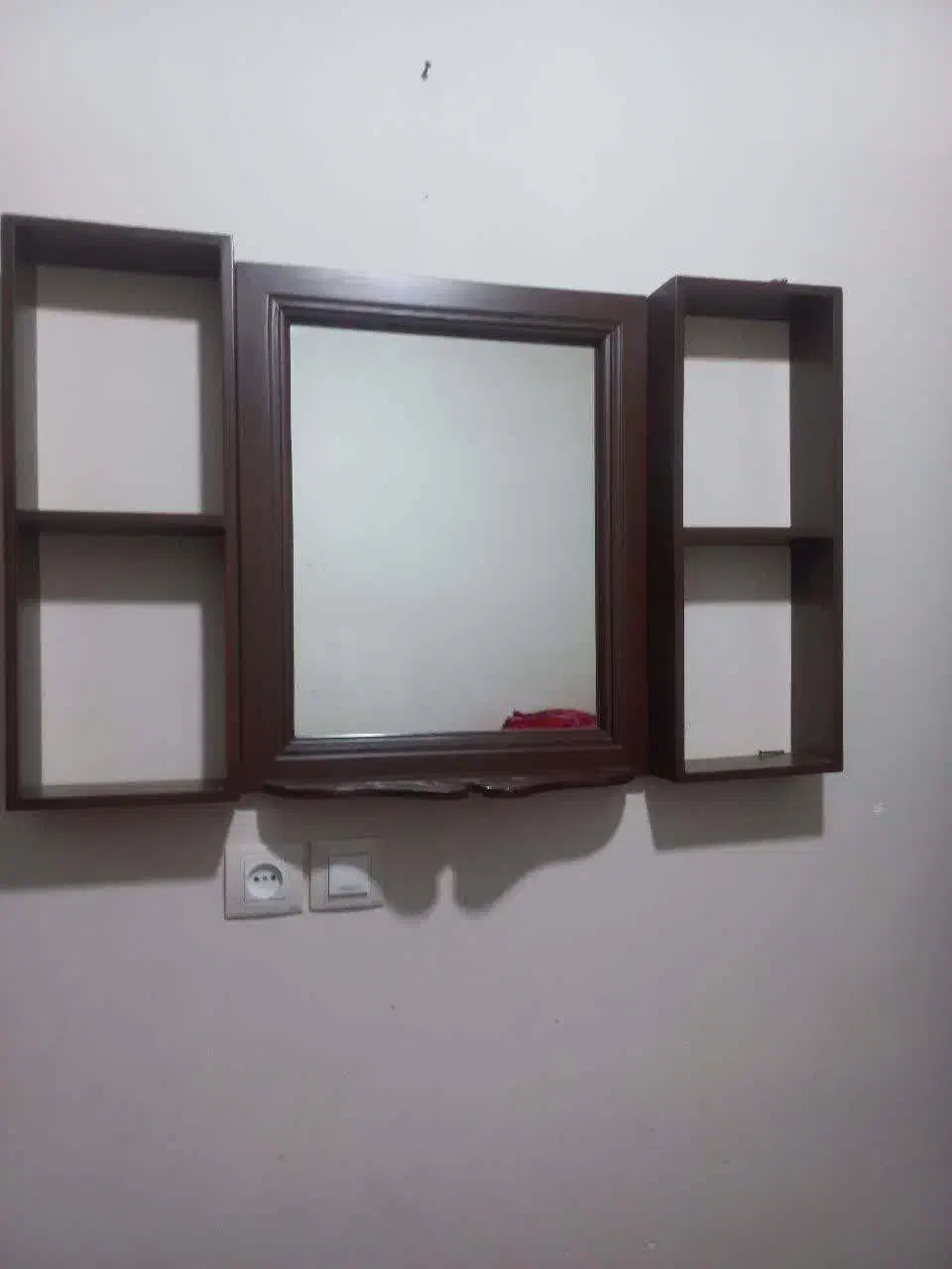 ایینه|آینه|گلپایگان, |دیوار