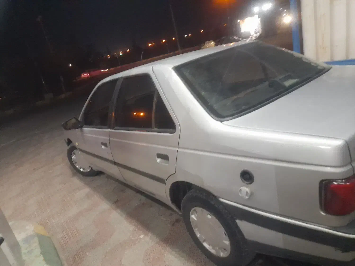 پژو ۴۰۵ دوگانه کارخانه|خودرو سواری و وانت|قم, سالاریه|دیوار