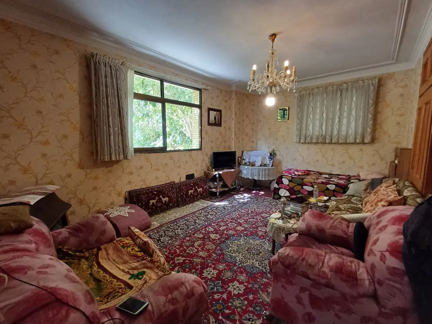 منزل ویلائی دو طبقه/مجزا/بر کوچه اصلی/خ پروین|فروش خانه و ویلا|اصفهان, سروستان|دیوار