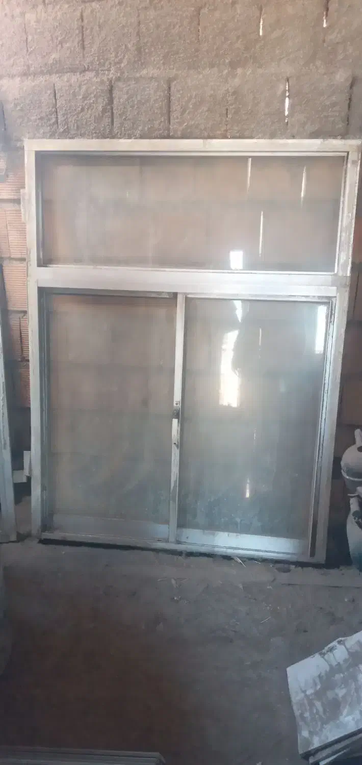 درب ورودی،پنجره اتاق ،پنجره اشپزخانه،درب سرویس|مصالح و تجهیزات ساختمان|خان ببین, |دیوار