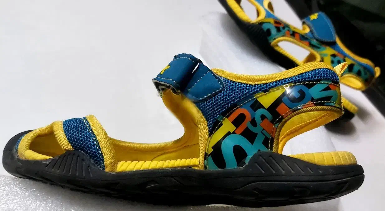 صندل کتونی کفش|کیف، کفش، کمربند|فردیس, قریشی|دیوار