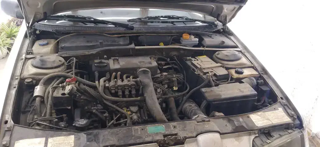 پژو۴۰۵GLXدوگانه کارخانه بی رنگ|خودرو سواری و وانت|چهارباغ, |دیوار