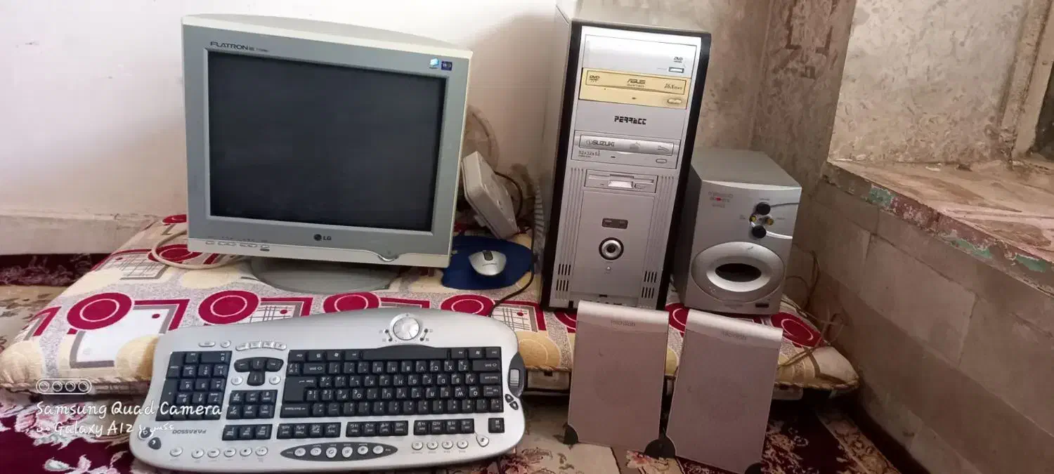 کامپیوتر|رایانه رومیزی|دورود, |دیوار