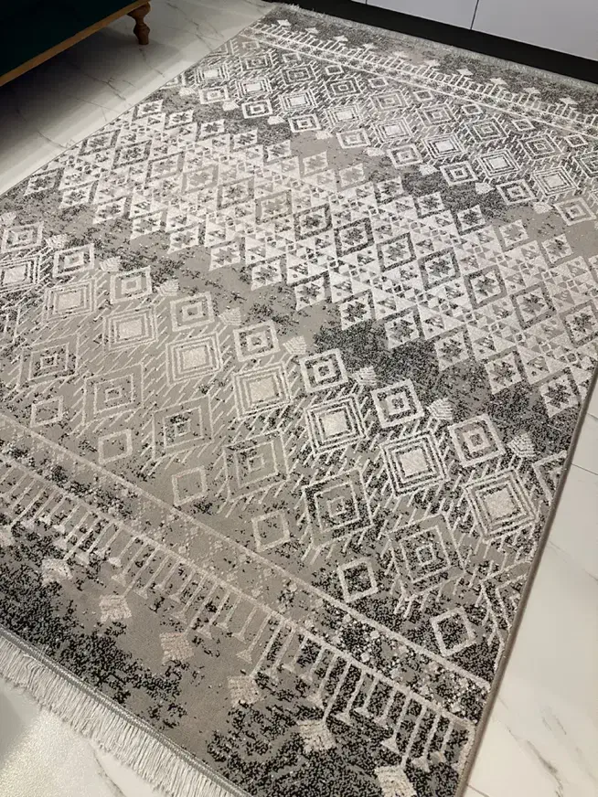 فرش چهار متری|فرش|اصفهان, جاوان|دیوار